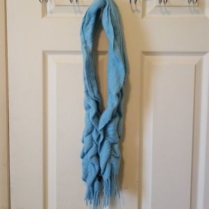 Cashmere ruffle scarf